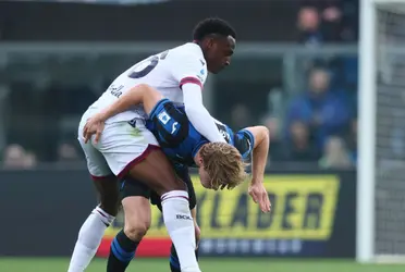 De los tres colombianos en cancha, el único titual fue el defensor central.
