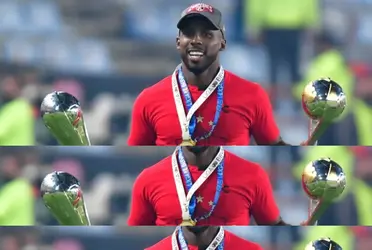 El entrenador Benjamín Mora elogió al delantero colombiano de gran presente goleador.