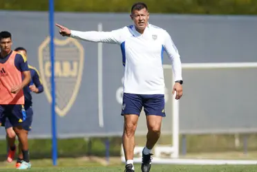 El estratega argentino estaría buscando que sus dos laterales titulares sean ‘cafeteros’.