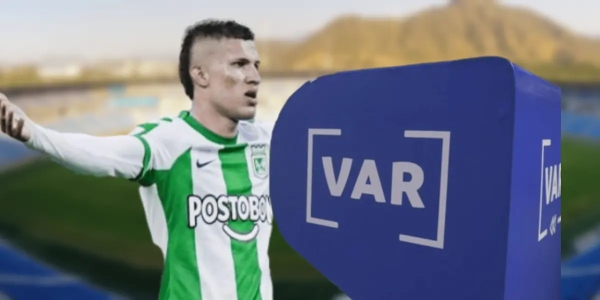 El volante del ‘Verde’ cometió un penal que el VAR no pasó por alto.