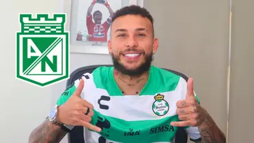 Duván Vergara con la camiseta del Santos Laguna de México