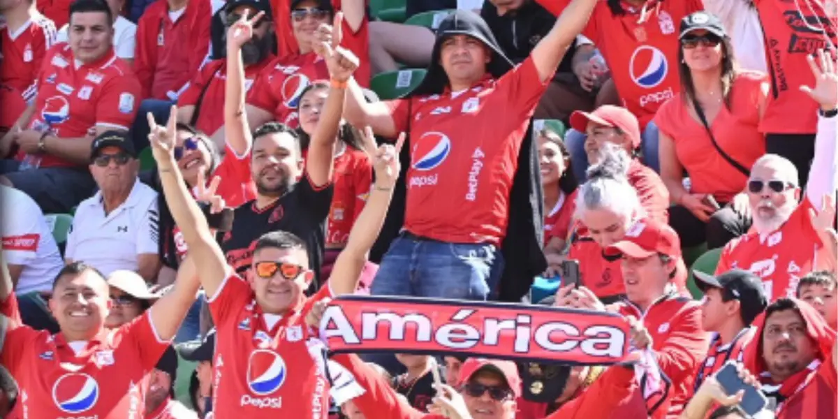 Hinchas de América. Foto: X de América de Cali.